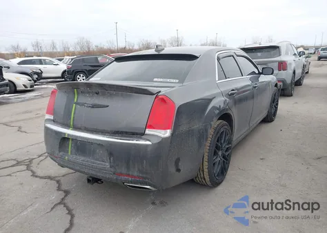 2019 Chrysler 300 Touring L Awd из США, поврежденный, VIN 2C3CCARG4KH548953